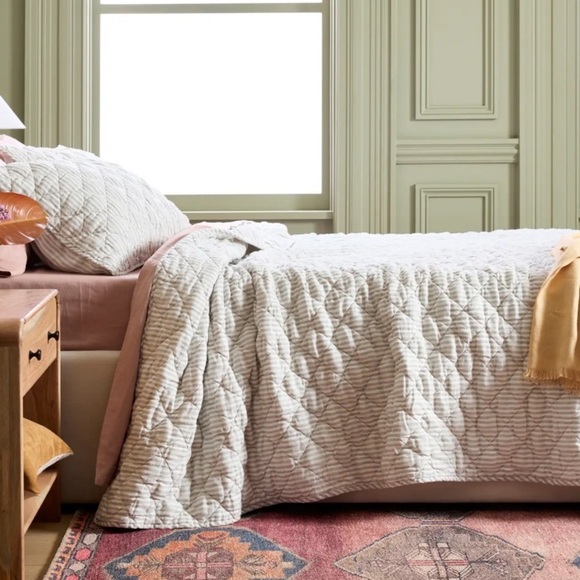 NWOT QUINCE European Linen Stripe Quilted Sham Set MIST stripe 1048 - Picture 4 of 9